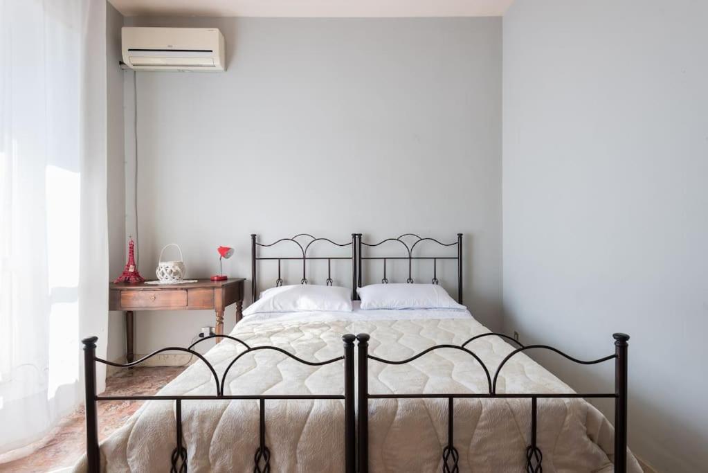 Top Floor Apartment Near Historic Fortino Κατάνια Εξωτερικό φωτογραφία