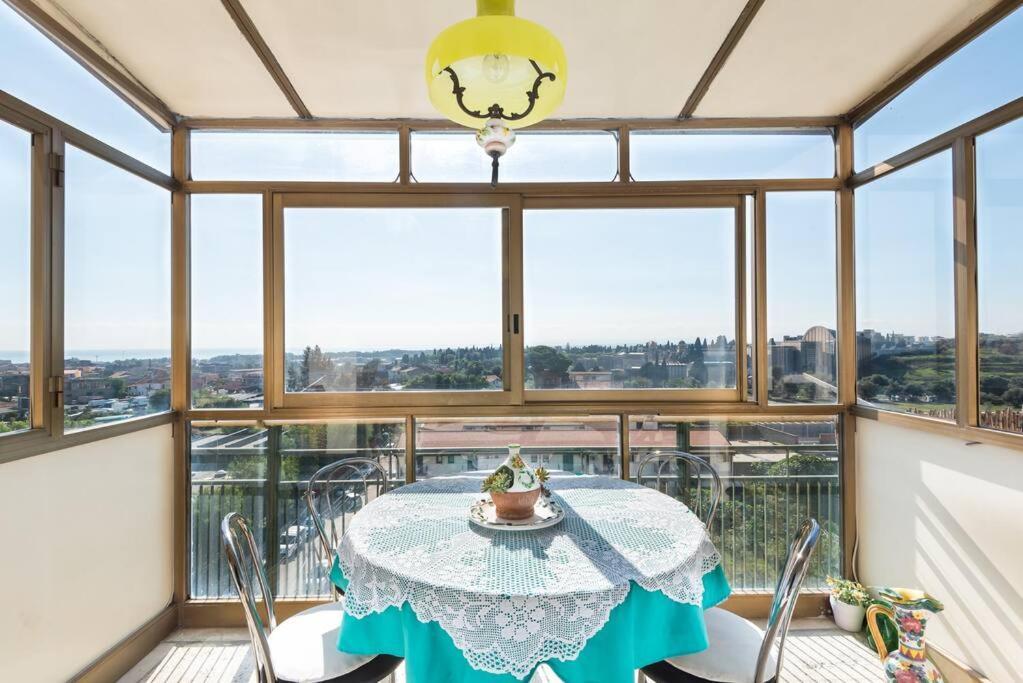 Top Floor Apartment Near Historic Fortino Κατάνια Εξωτερικό φωτογραφία