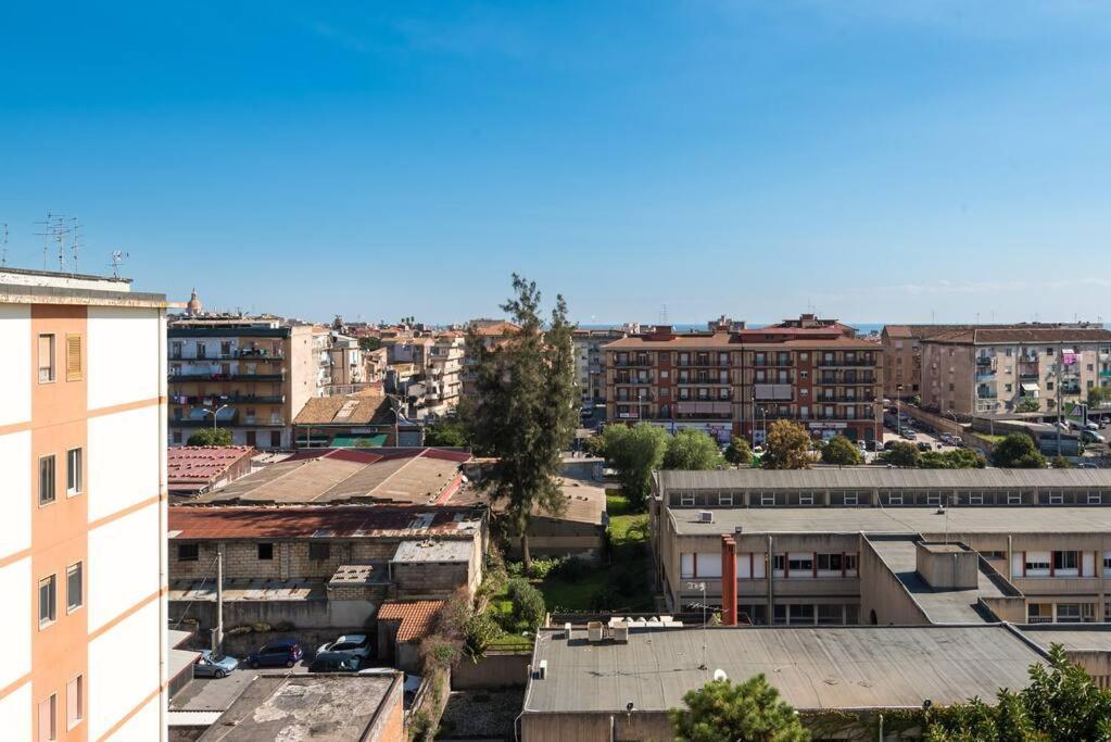 Top Floor Apartment Near Historic Fortino Κατάνια Εξωτερικό φωτογραφία
