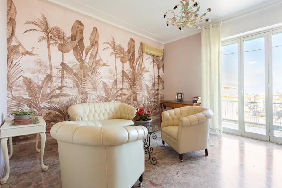 Top Floor Apartment Near Historic Fortino Κατάνια Εξωτερικό φωτογραφία
