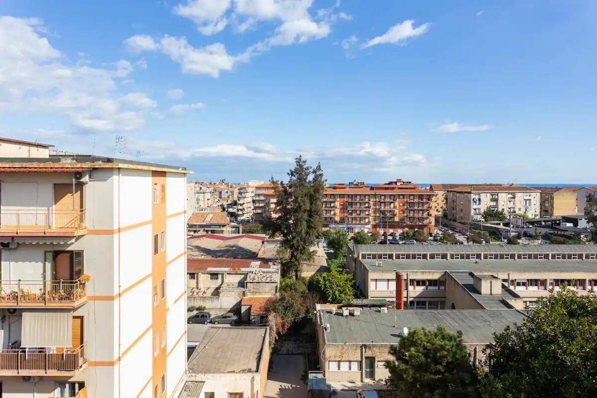 Top Floor Apartment Near Historic Fortino Κατάνια Εξωτερικό φωτογραφία